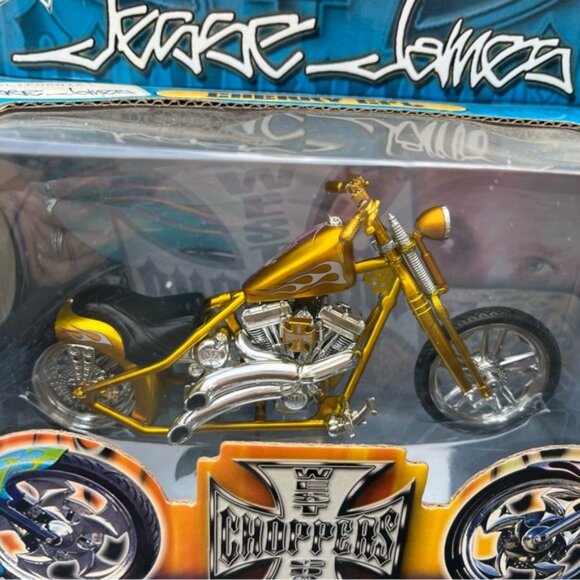 Muscle Machines West Coast Choppers Jesse James Cherry CFL Collectible - Picture 2 of 6